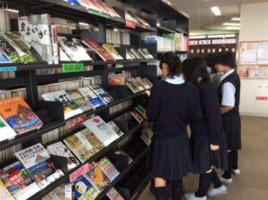 図書館POPの作成(情報科)