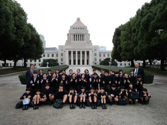 未来をより良くしていくために（６年 社会科見学）